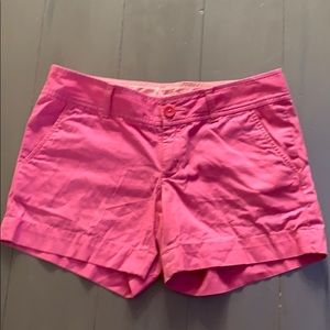 Lilly Pulitzer Callahan shorts. Hotty Pink. Size 2